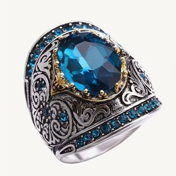 💙 Unique Elegant Silver Ring with Blue Gemstone& Handcrafted Detail 💙 - Picture 4 of 7